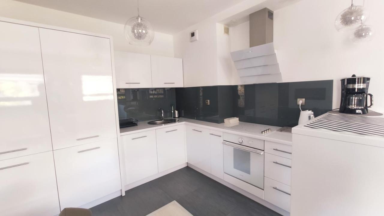 Lokietka 8B By Homeprime Krasków Εξωτερικό φωτογραφία